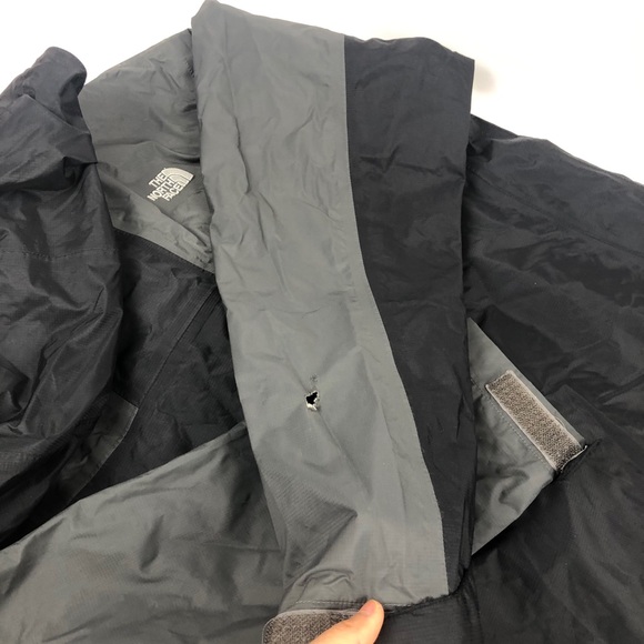 The north face boys jacket 18-20 - Picture 5 of 11